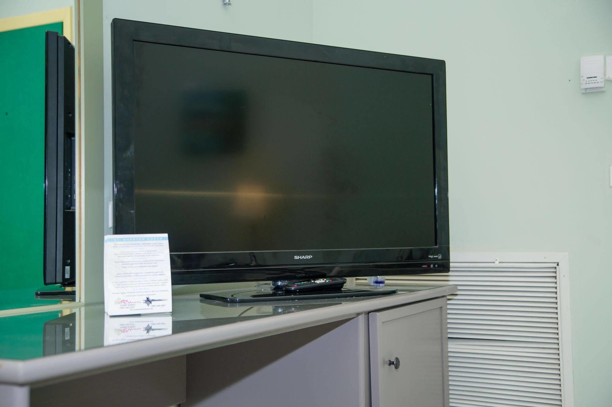 Carl'S Unique Inn & Conference Facilities 심슨 베이 외부 사진