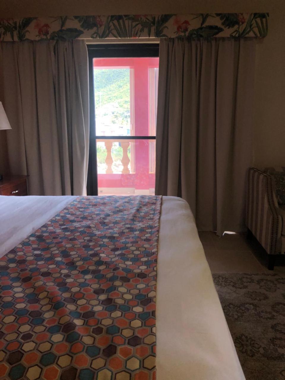 Carl'S Unique Inn & Conference Facilities 심슨 베이 외부 사진